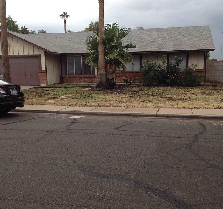1st image of 3707 E Dewberry Ave