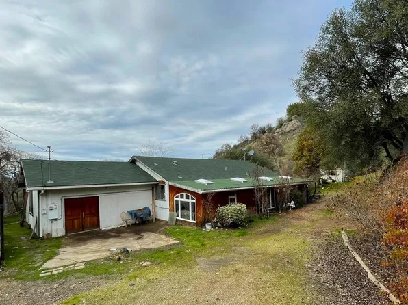 50019 Daffodil Ln, Squaw Valley, CA 93675
