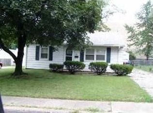 913 W Ridgemont Rd, Peoria, IL 61614