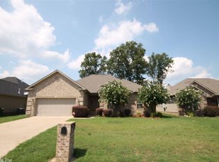 16 Rosewall Ln, Little Rock, AR 72210