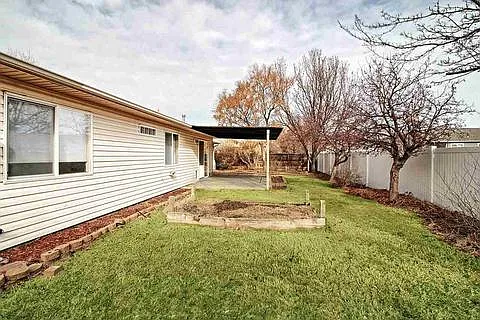 478 Moonlight Dr — Photo 19