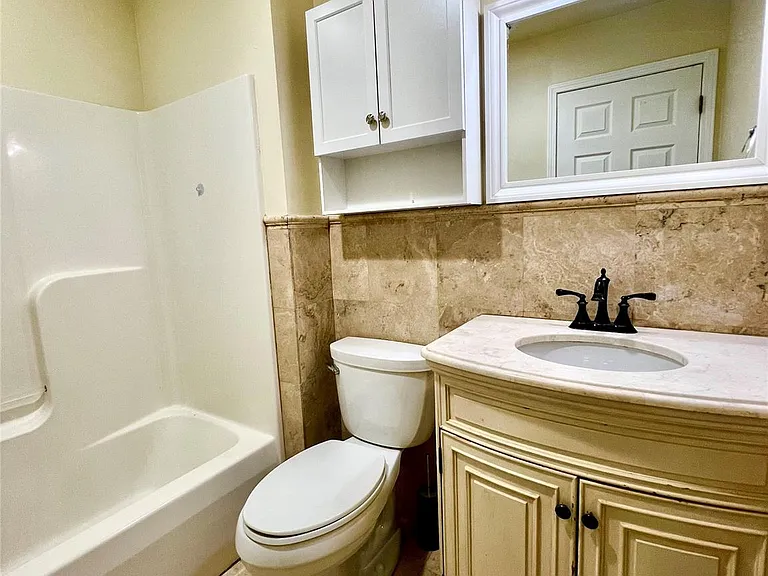 60 Peach Pl — Photo 24