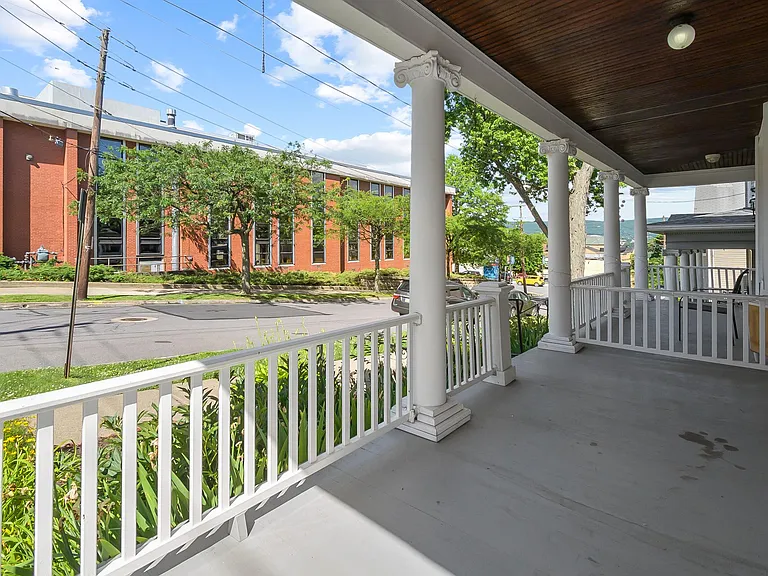1015 E Gibson St — Photo 18