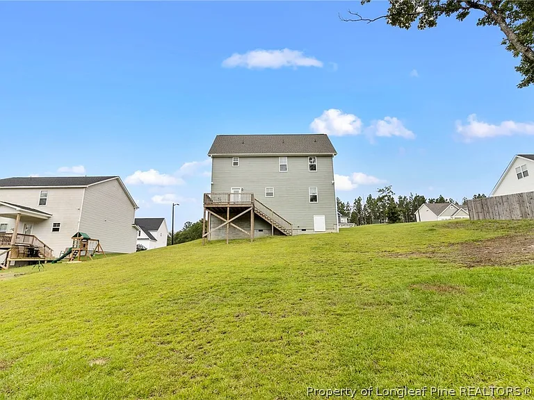 112 Nairn St — Photo 29