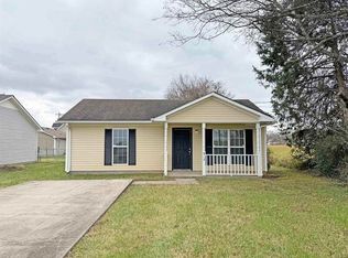 915 Stateline Rd, Oak Grove, KY 42262