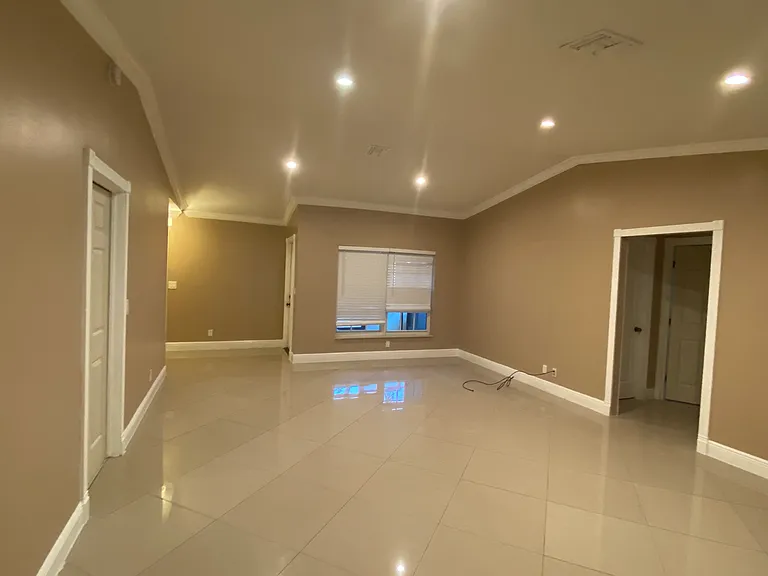 5824 Westfall Rd — Photo 4