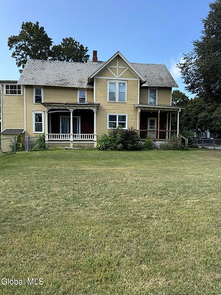 2nd image of 16 Grove Avenue