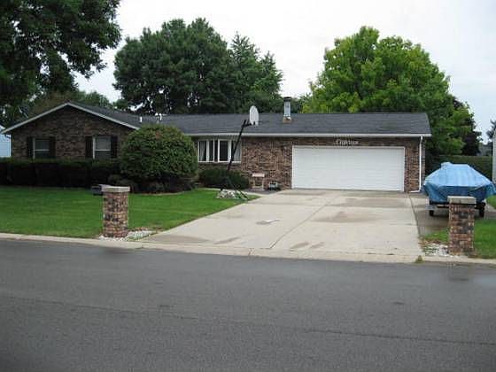1st image of 18 Heather Dr
