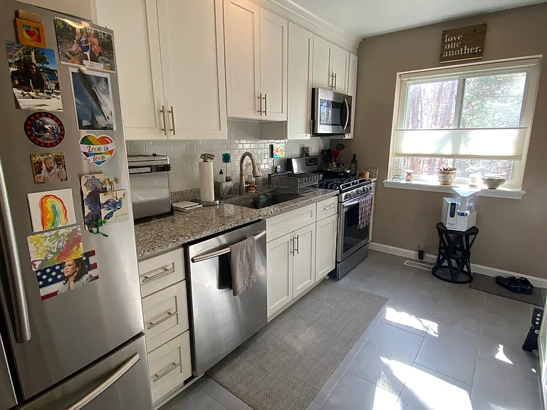 14 Bayberry Dr #1 — Photo 8