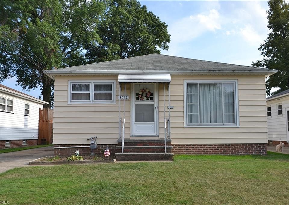 1st image of 3025 Lucerne Ave