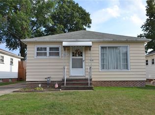 3025 Lucerne Ave, Parma, OH 44134