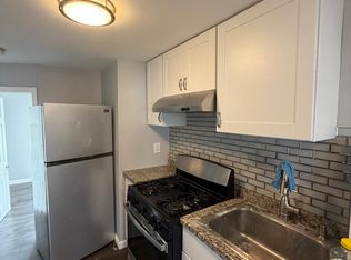 318 Pine St FLOOR 2, Elizabethport, NJ 07206