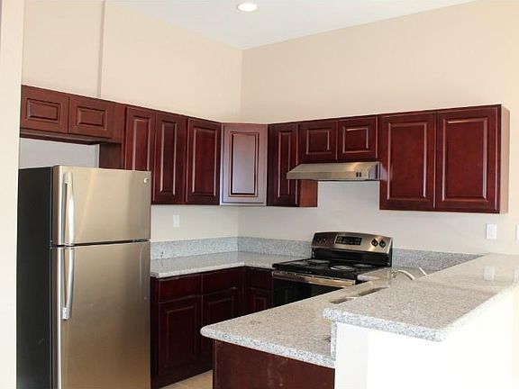4th image of 5728 Wickfield Dr #5728