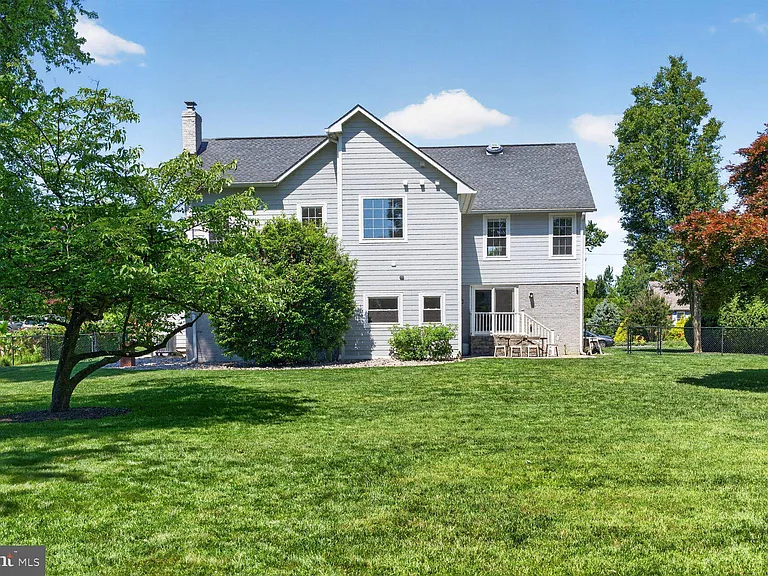 4613 Willow Run Dr — Photo 24