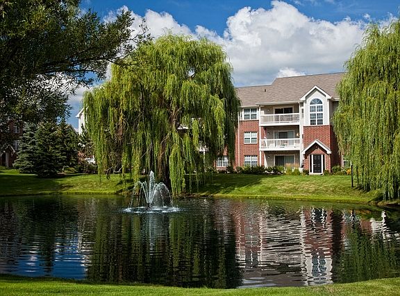 3rd image of 51 Kensington Cir APT 307