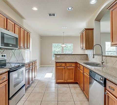 5th image of 10831 Bramante Ln