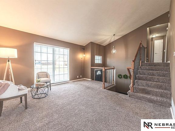 5th image of 18012 Olive St