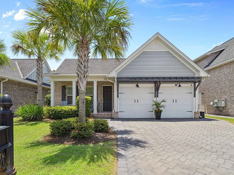 327 Cobalt Ln — Photo 4
