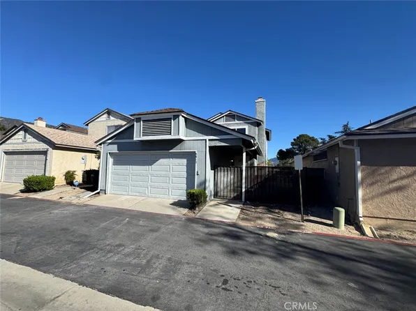 4813 Village Green Way, San Bernardino, CA 92407