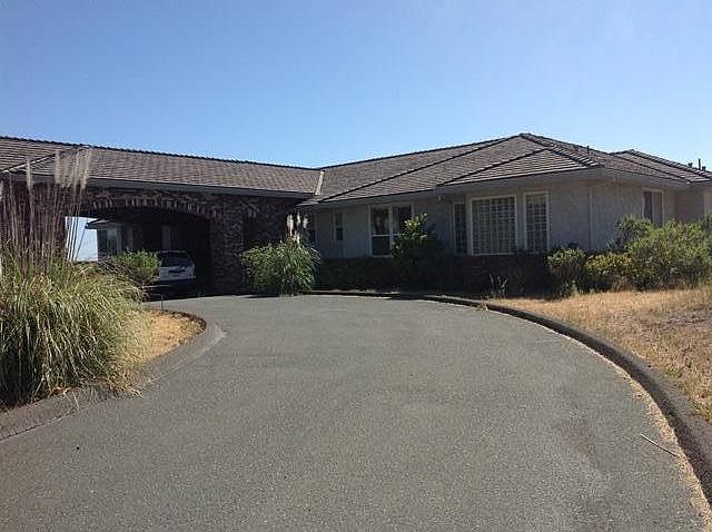 Portico at front of house