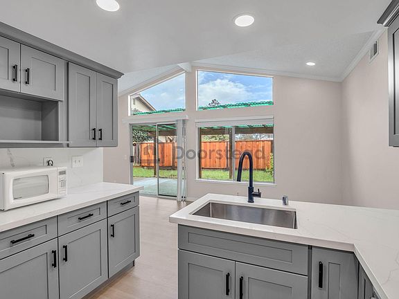 3rd image of 4035 Egret Ct