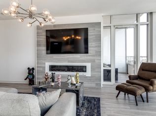 2430 Victory Park Ln APT 2601, Dallas, TX 75219