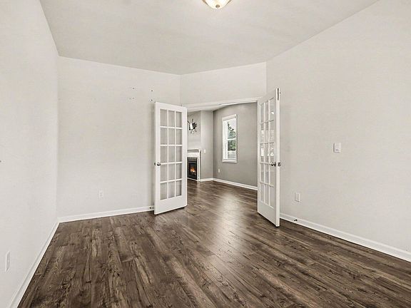 5th image of 171 Brody Pine Way