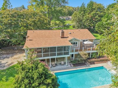 16 Amber Dr, Horse Shoe, NC, 28742