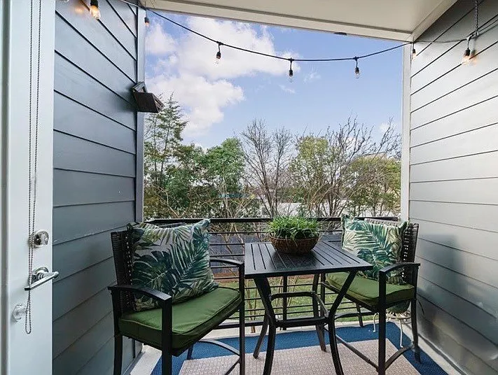 3609 Vallette Ct — Photo 6