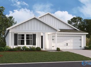 9948 Sequoyah Cove Dr, Owens Cross Roads, AL 35763