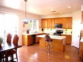 4th image of 22590 Cisneros Dr