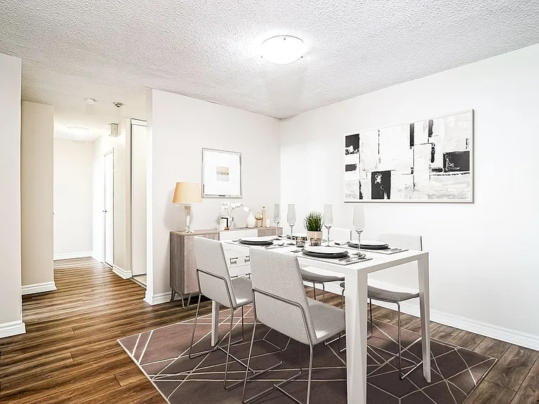 300 Antibes Dr — Photo 12