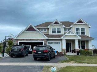1510 Hackamore Dr, Victoria, MN 55386