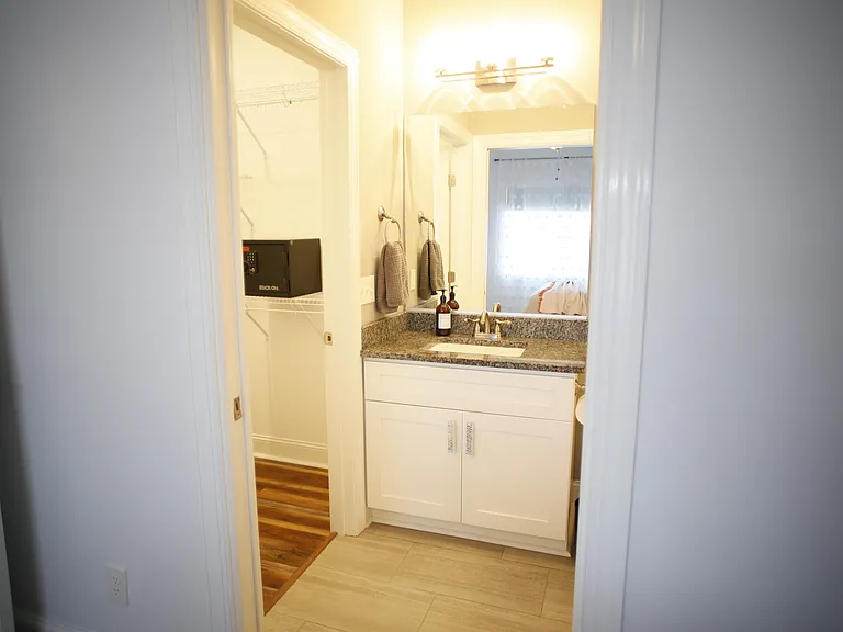 1313 Emerald View Ct — Photo 4