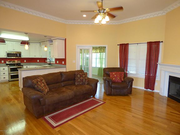 4th image of 196 Cherry Hill Ln