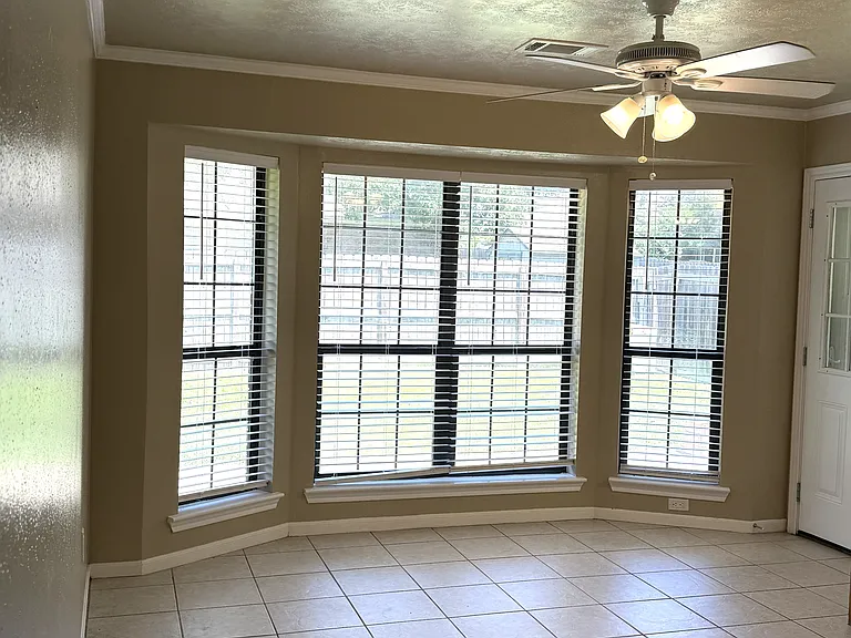1505 Richland Ct N — Photo 15