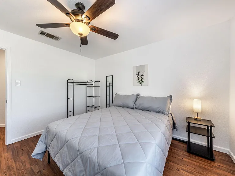 Ceiling fan and stand up wardrobe included