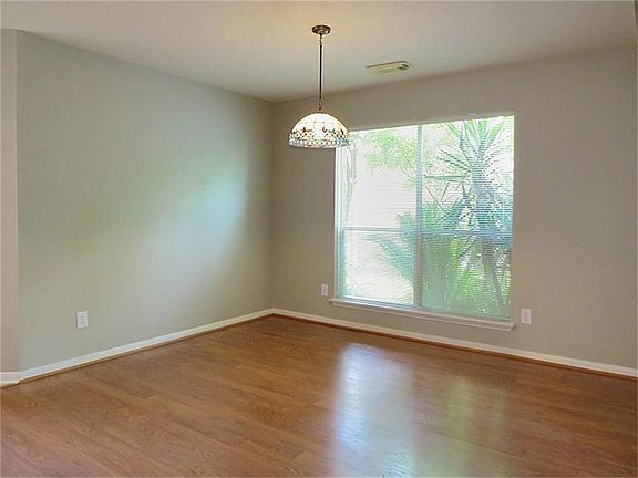 4th image of 20606 Apache Lake Dr