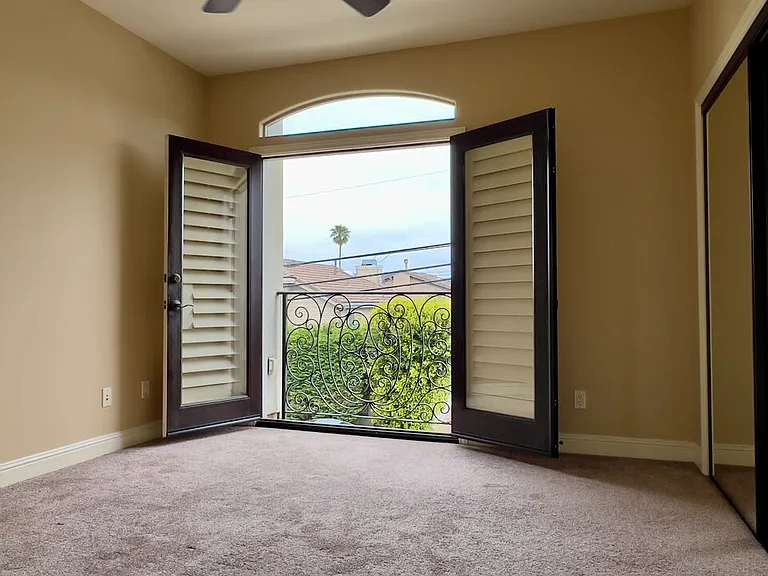 1011 Green Ln — Photo 27