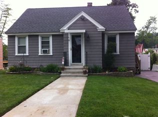 63 Malden St, Worcester, MA 01606