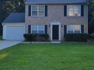 8170 Autumn Green Dr, Fairburn, GA 30213