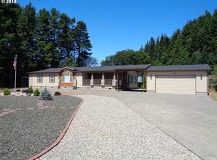 940 Cedar Loop, Lakeside, OR 97449