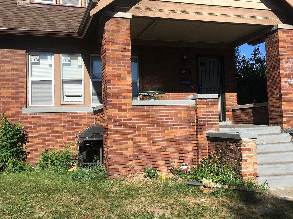 2nd image of 15111 Tracey St