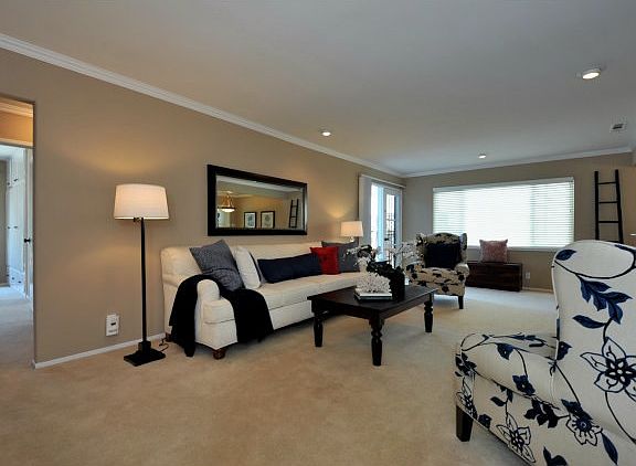 5th image of 2761 Barcells Ave