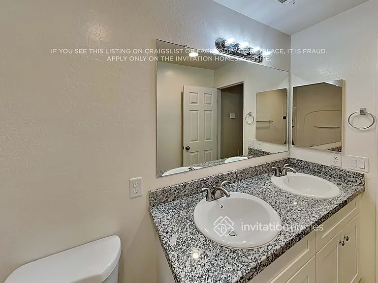435 E Mountain View Rd — Photo 20
