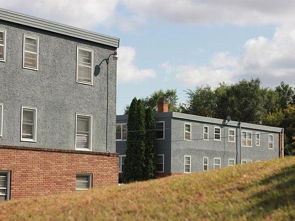 2nd image of 1841 Magnolia Ave E #1B-1Ba