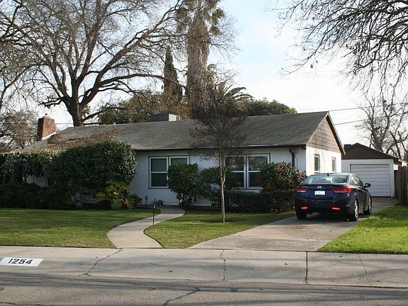 3rd image of 1254 Oxford Way