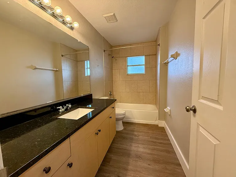 610 Muskrat Dr — Photo 24