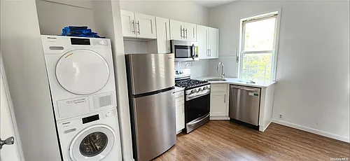 37-17 Greenpoint Ave #2 Photo 1