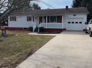 1925 Beauty Ave, Williamsport, PA 17701